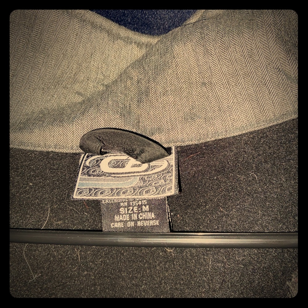 CB brand, size medium